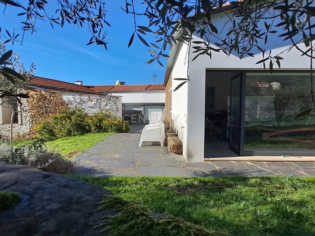 Charmosa Quinta em Castelo de Paiva - Image 1